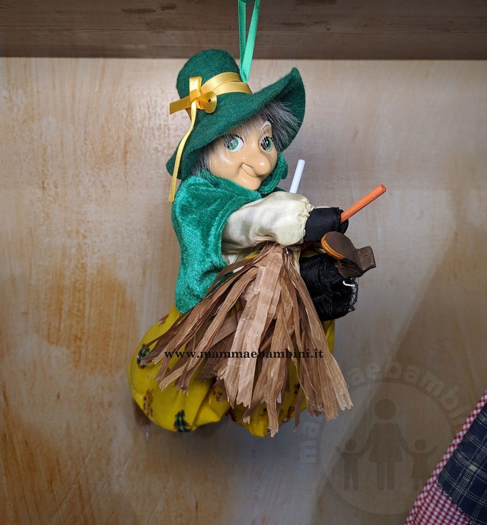 Come realizzare una scopa della Befana 2 scopa befana con leccalecca 03