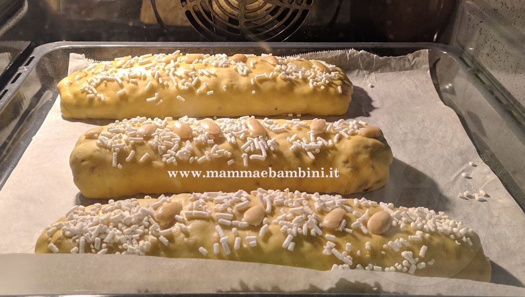 Torciglione con frutta secca e cioccolato 11 tutorial strudel frutta secca 04
