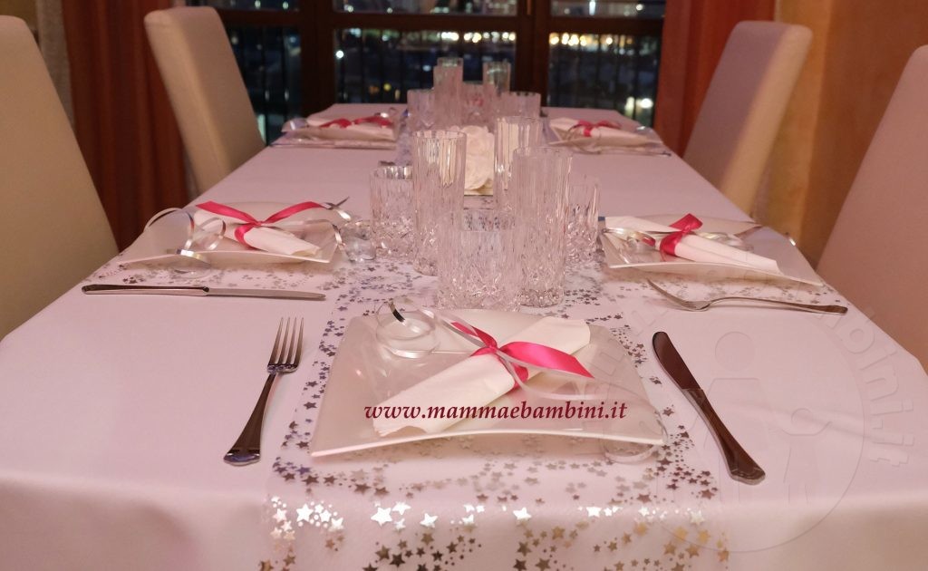 Tavola elegante per compleanno 5 tavola compleanno elegante