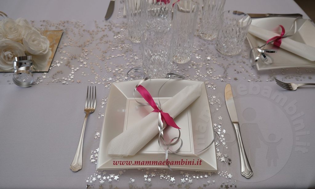 Tavola elegante per compleanno 1 tavola compleanno elegante piatto