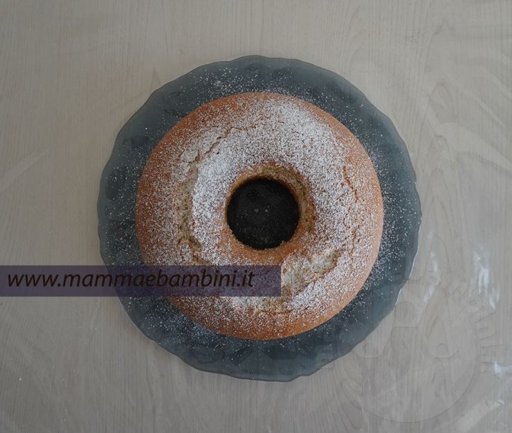 Ricetta ciambellone classico soffice Mamma e Bambini Ricetta ciambellone classico soffice Mamma e Bambini