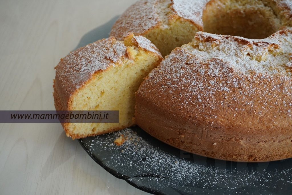 Ricetta ciambellone classico soffice 4 CIAMBELLONE CLASSICO SOFFICE FETTA 1