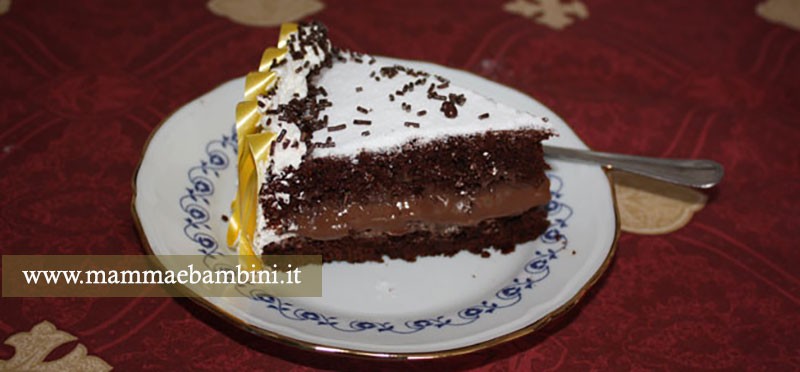 torta_r_40b fetta torta al cioccolato