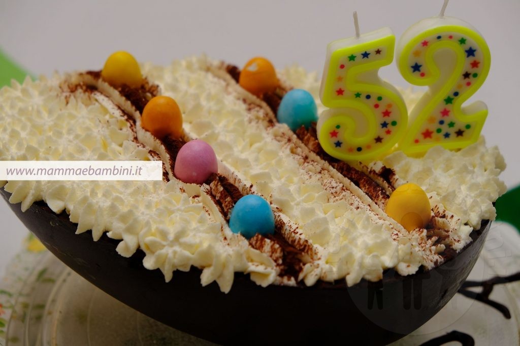 Torta compleanno tiramisu' nell'uovo di Pasqua 1 torta compleanno con uovo di cioccolato