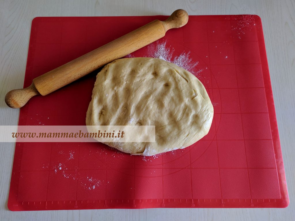 Dolci lievitati: treccine allo yogurt 2 dolci treccine allo yogurt 06