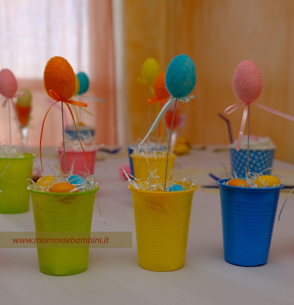 Lavoretti semplici per Pasqua con bicchieri 5 lavoretti semplici pasqua