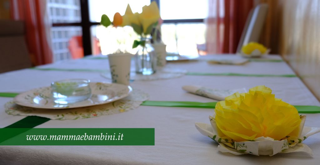 Decorazioni primaverili per tavola compleanno 4 tavola apparecchiata con fiori
