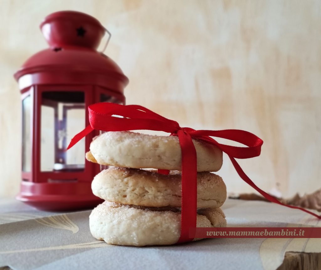 biscotti ciambelle al vino