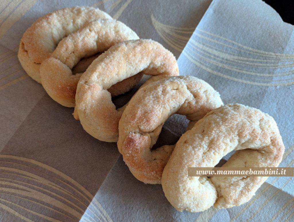 biscotti ciambelline al vino