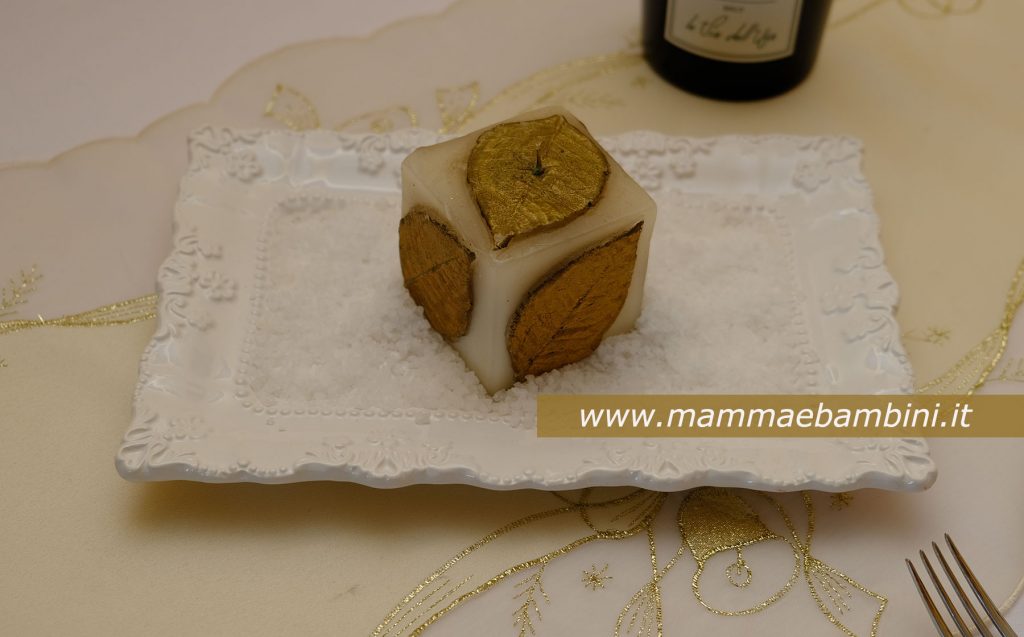 Decorazione tavola 24 dicembre 4 centrotavola candela oro