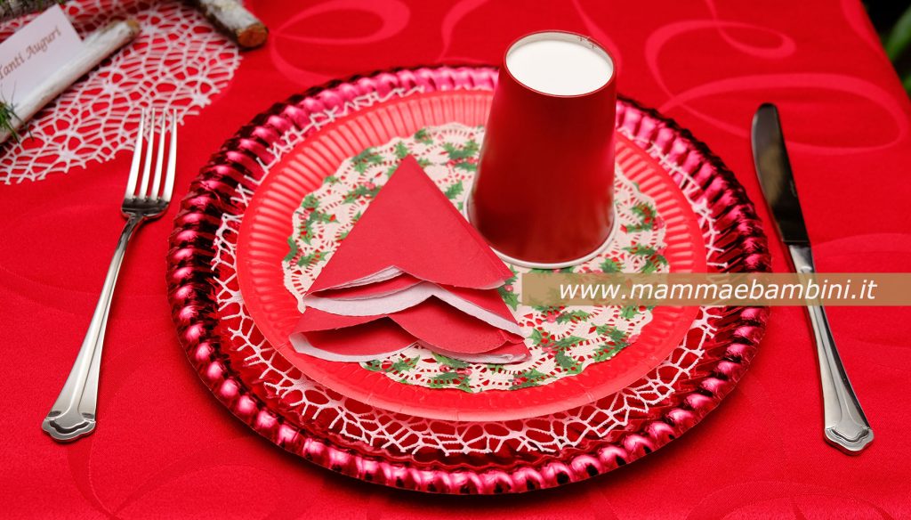 Idee per apparecchiare tavola di Natale 1 come apparecchiare natale 1