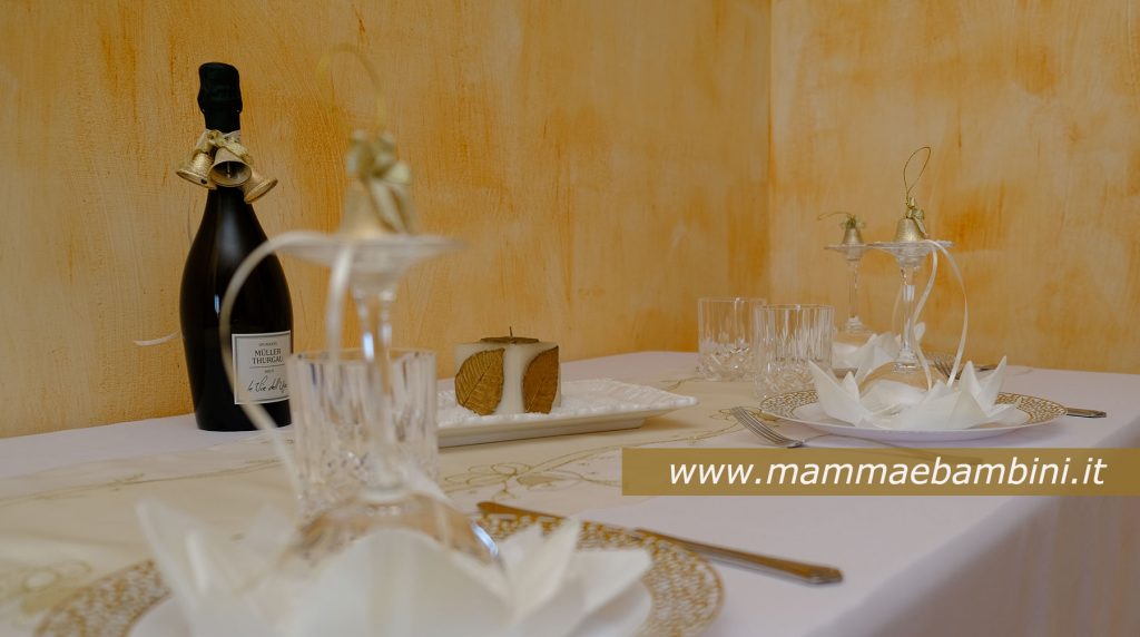 Decorazione tavola 24 dicembre 6 tavola elegante campanelle decorazioni