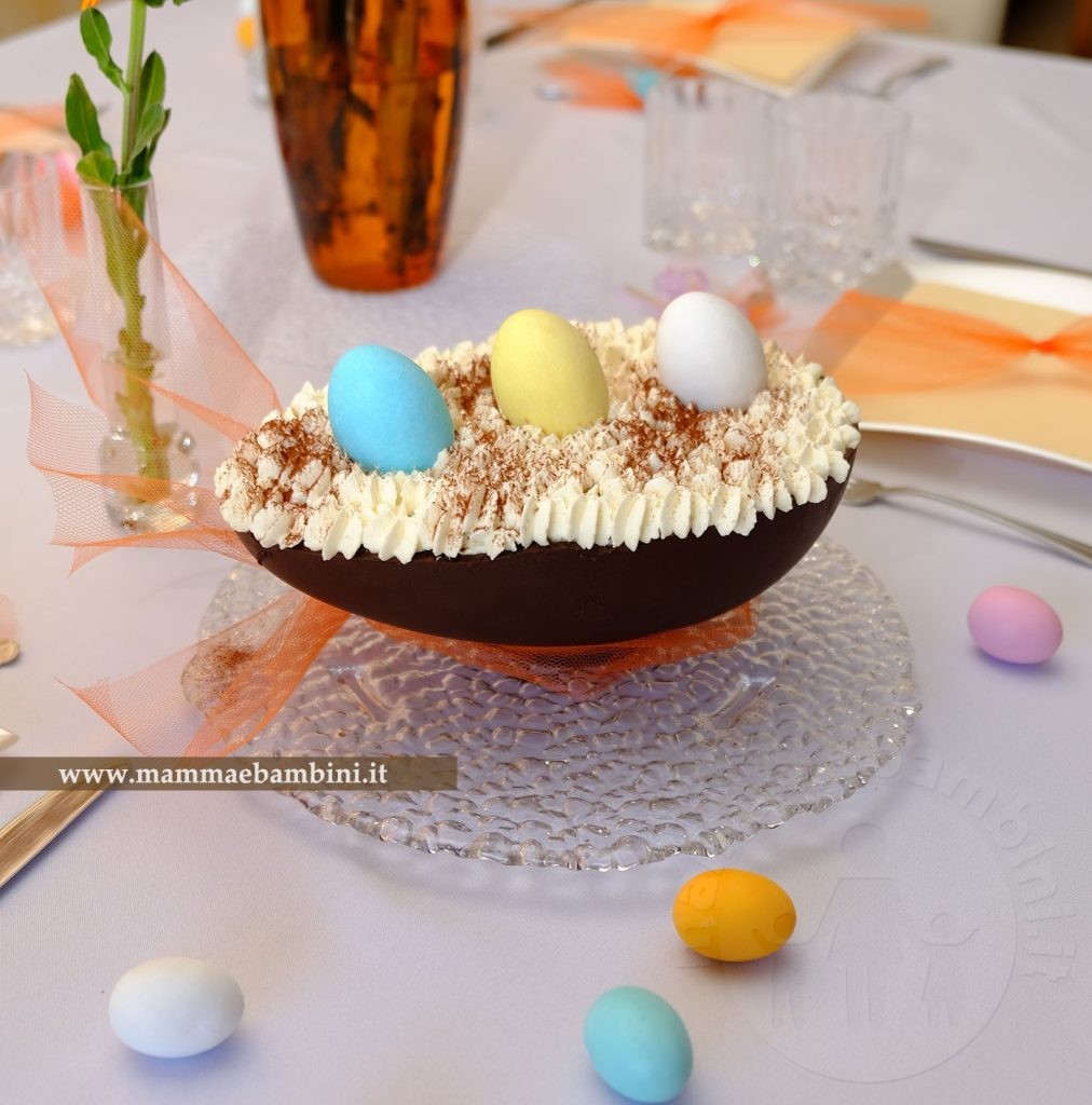 Uovo di Pasqua ripieno di tiramisu' 1 dolci pasqua decorazioni