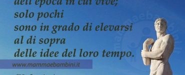 frase uomo idee