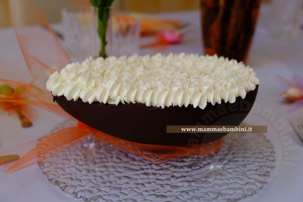 Uovo di Pasqua ripieno di tiramisu' 5 tiramisu per pasqua dolce