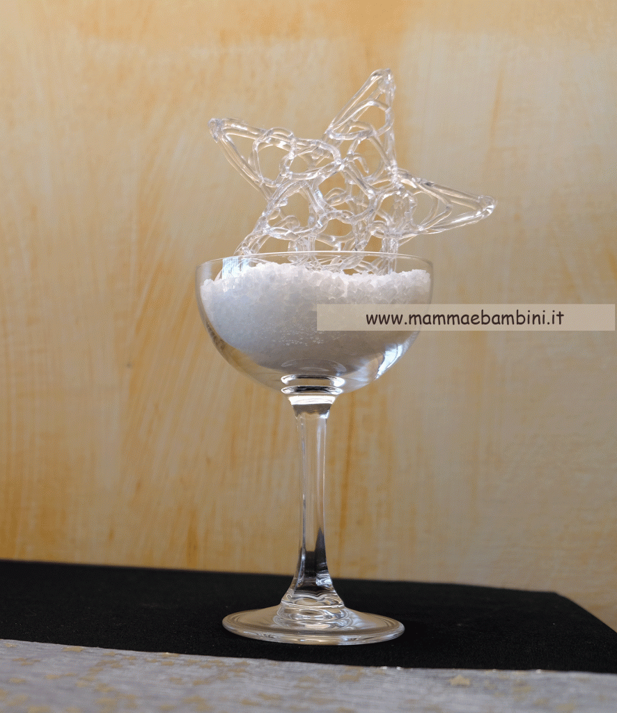 Decorazione elegante della tavola per le feste 5 bicchiere decorato elegante