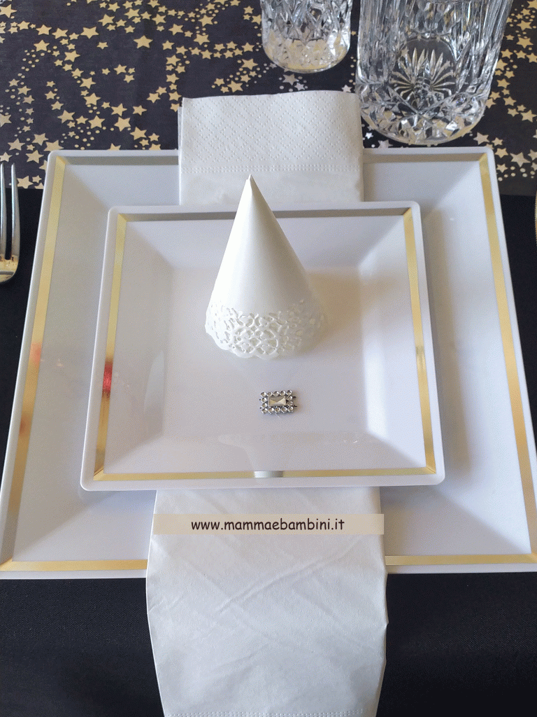 Decorazione elegante della tavola per le feste 3 tavola elegante feste2