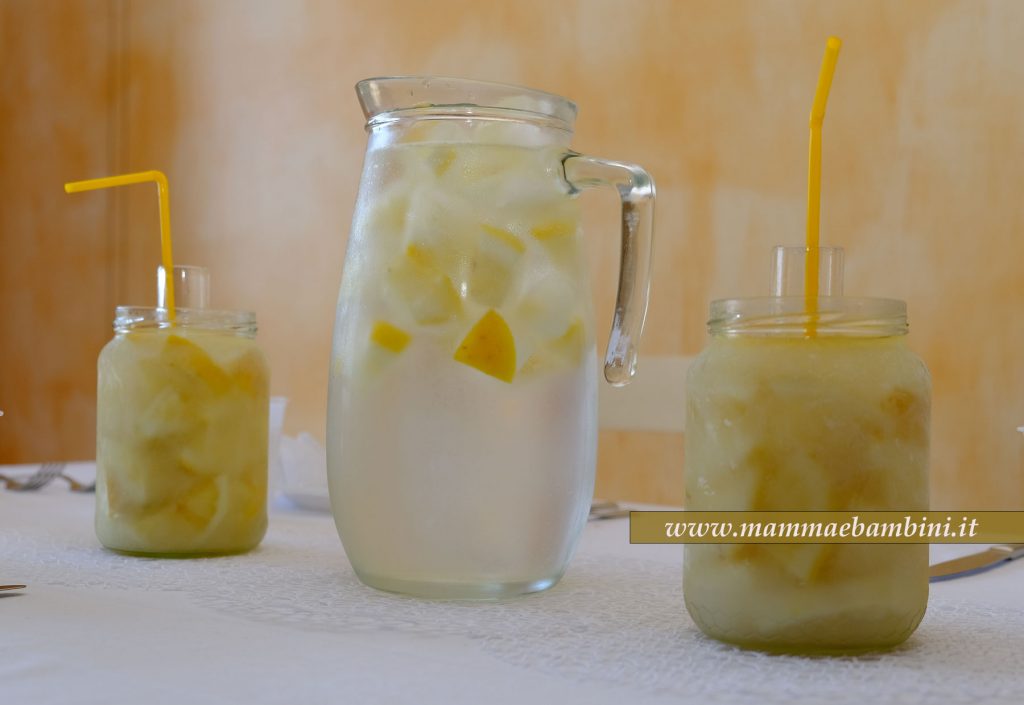Decorazioni tavola in estate con limoni e ghiaccio 2 centrotavola limoni ghiaccio