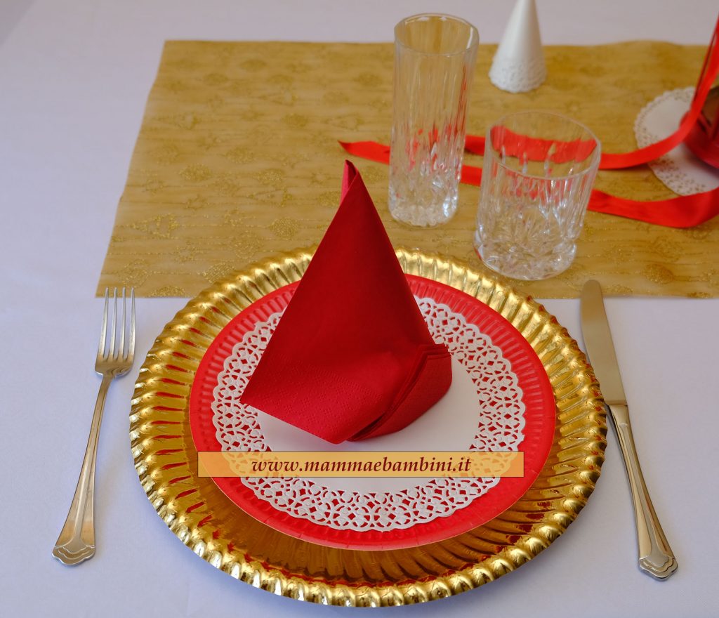 Tavola Natale: centrotavola e tovaglioli 3 tavola natale tovaglioli 3
