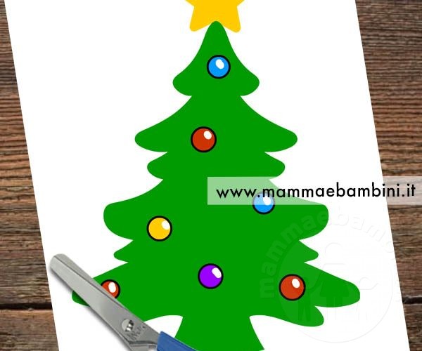 Albero Natalizio Albero Di Natale Disegno Colorato Albero di Natale colorato - Mamma e Bambini
