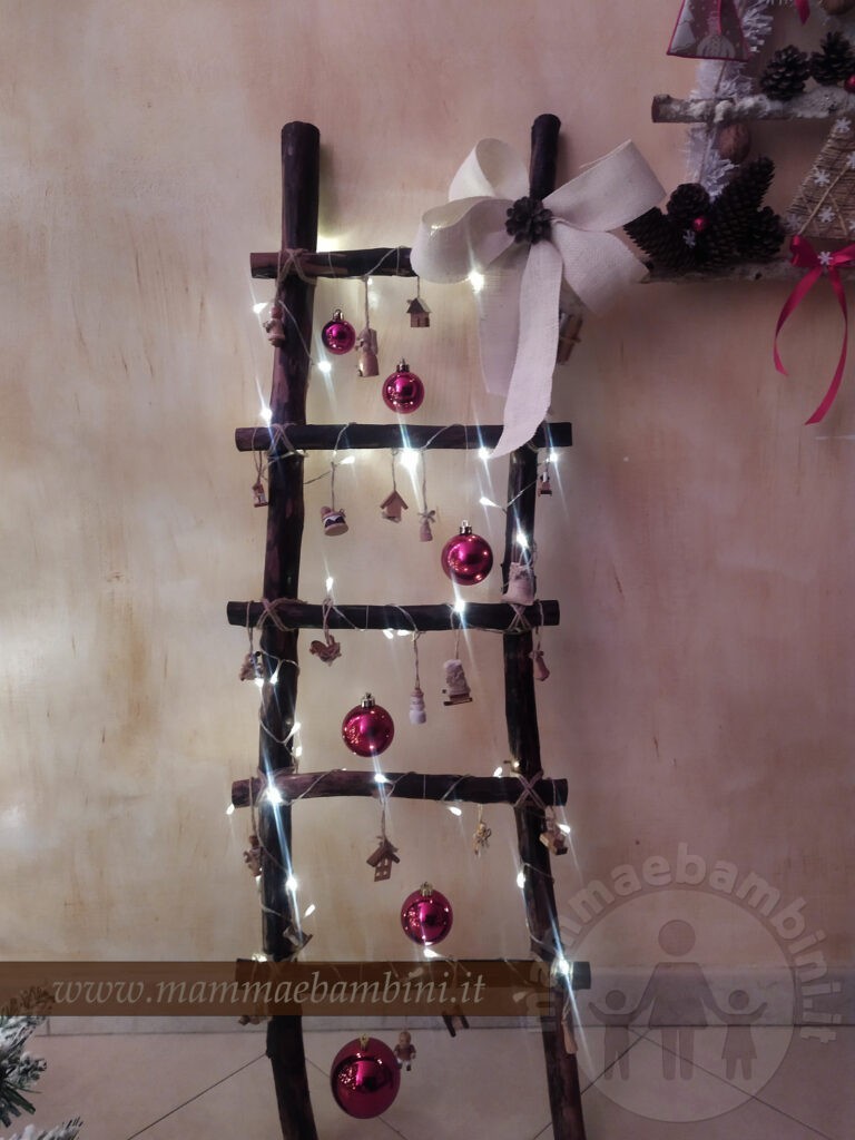 Scaletta legno natalizia fai da te 3 scaletta legno natalizia illuminata