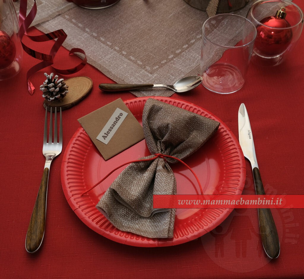 Tavola decorata per Natale stile rustico 2 tavola apparecchiata idee tovaglioli