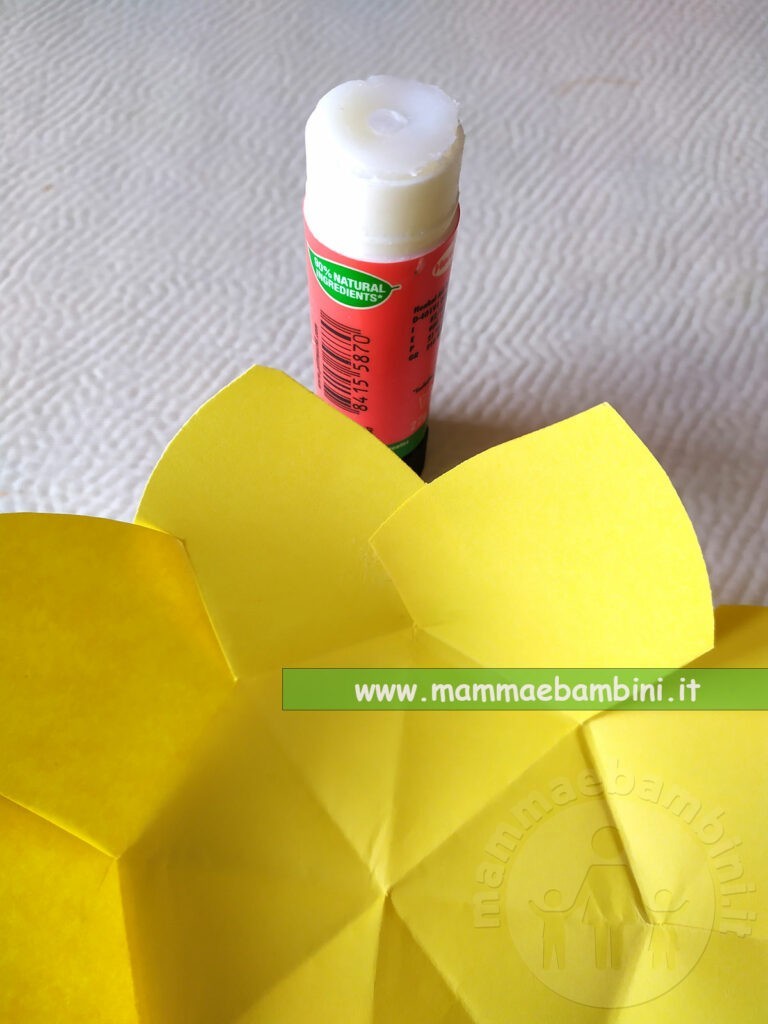 Tutorial cestini di carta a forma di fiore 13 tutorial cestino fiore 11