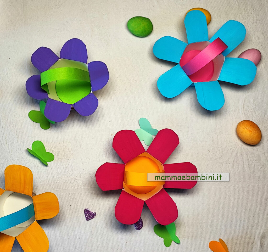 Cestino con bicchiere di carta 2 bicchieri carta lavoretti fiore