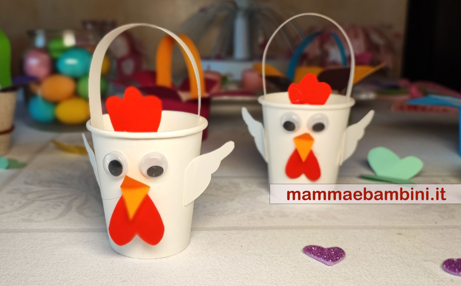 lavoretti con bicchieri di carta