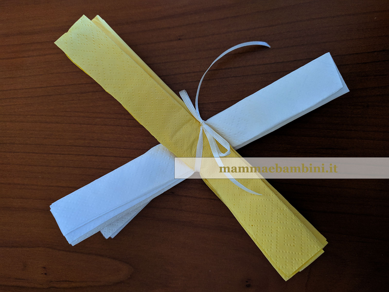 250 Tovaglioli Di Carta Con Motivo Greco, 40x40 Cm, 2 Strati, Piegatura 1/8, Bianco Con Stampe Colorate, Perfetti Per Feste E Matrimoni