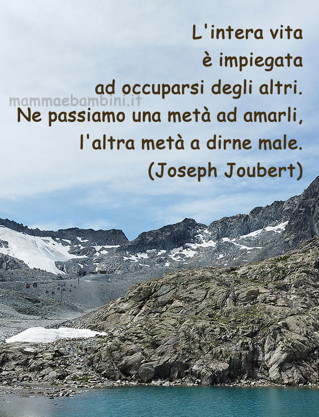 frase occuparsi degli altri