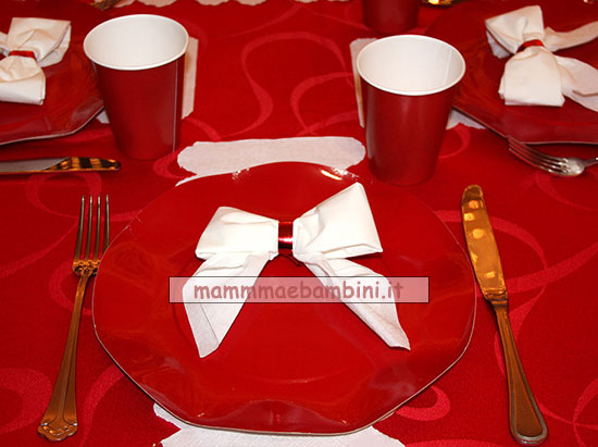 tavola natalizia rosso 1