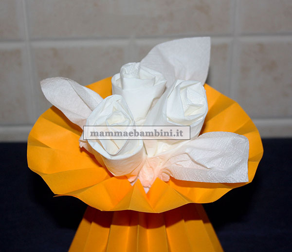centrotavola rose tovaglioli
