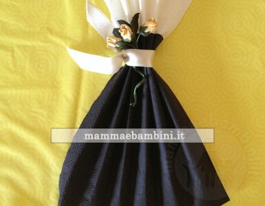 composizione tovaglioli vestito donna tutorial 6