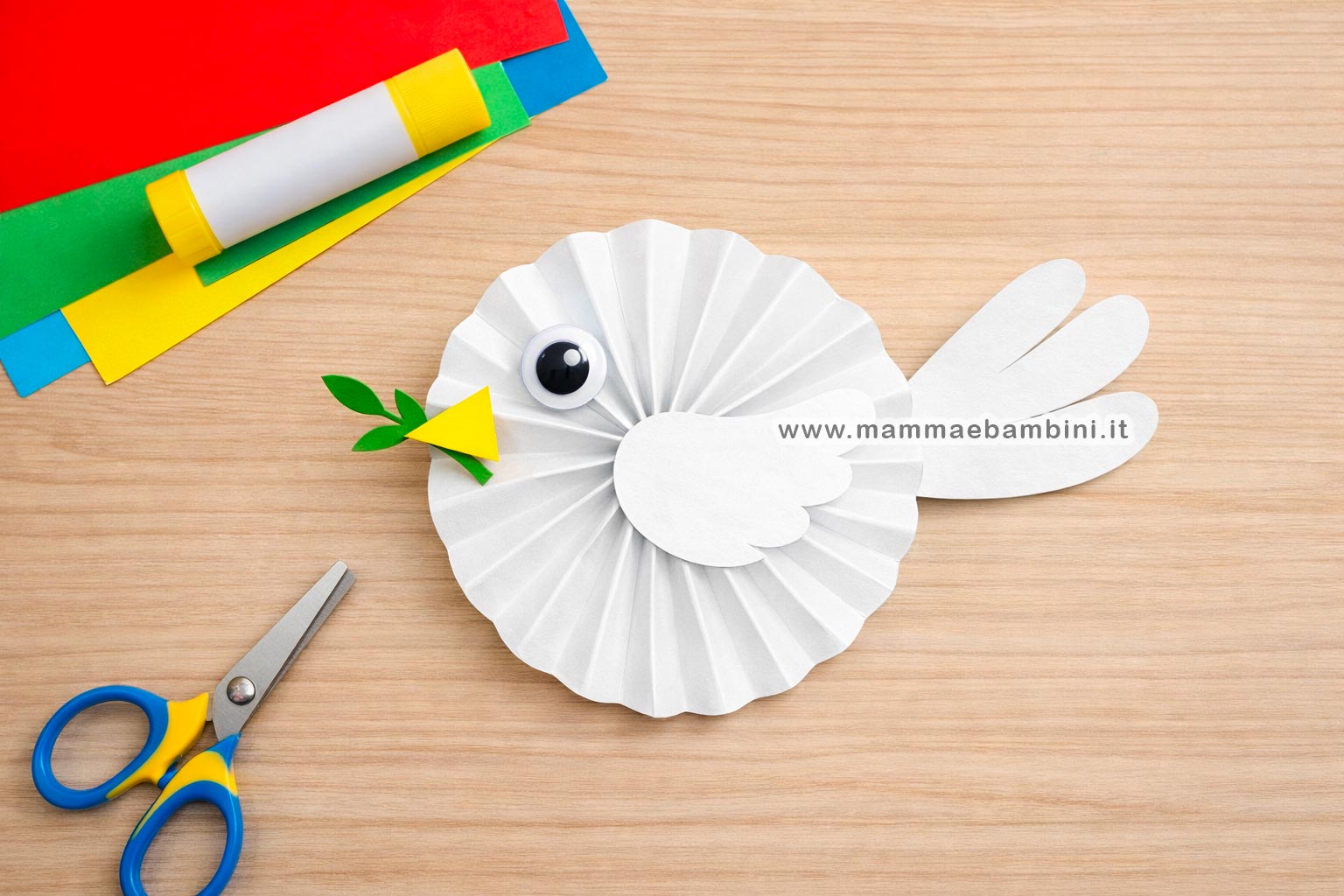 lavoretto colomba per bambini